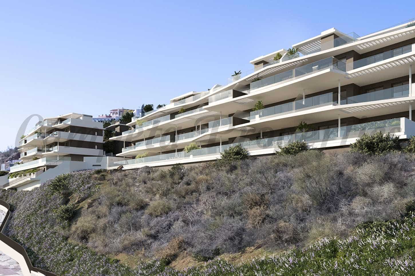 2 slaapkamer Appartement te koop in Rincon de la Victoria met zwembad garage - € 510.000 (Ref: 9394248)