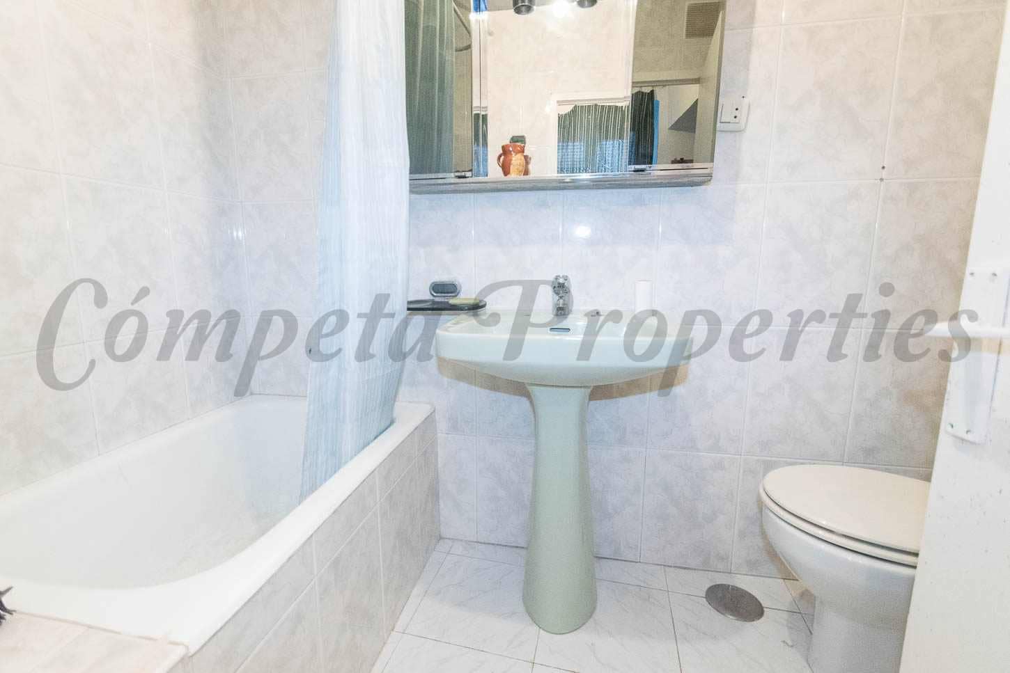 3 sovrum Hus till salu i Torrox - 187 000 € (Ref: 9394285)