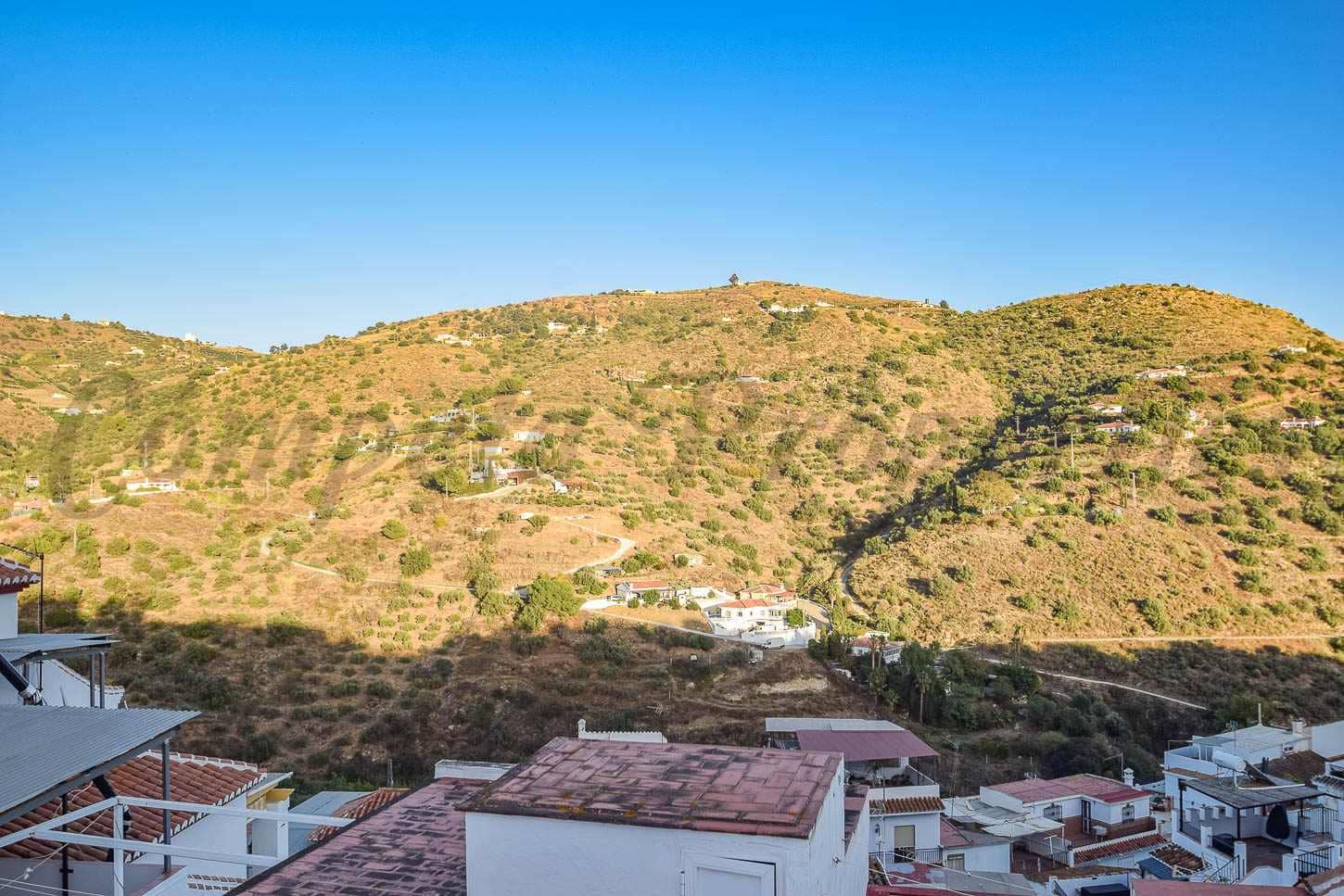 3 sovrum Hus till salu i Torrox - 187 000 € (Ref: 9394285)