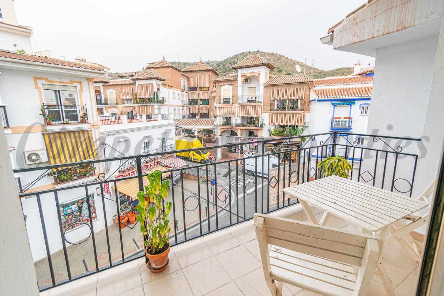 3 Zimmer Apartment zu verkaufen in Torrox - 160.000 € (Ref: 9395399)