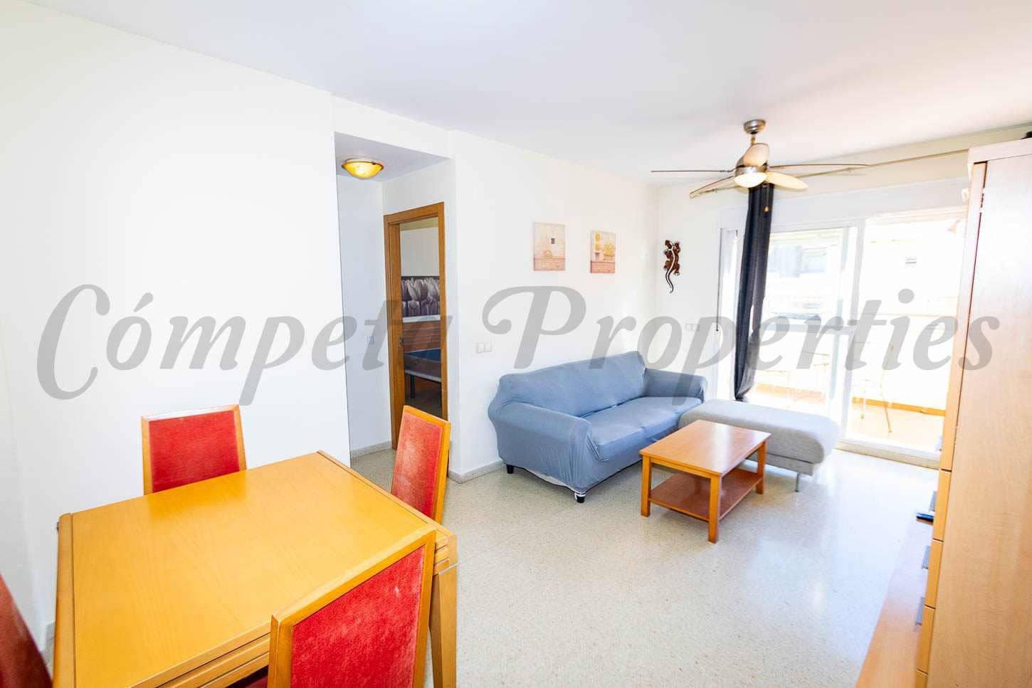 2 soveværelse Lejlighed til salg i Torrox med swimmingpool garage - € 235.000 (Ref: 9411295)