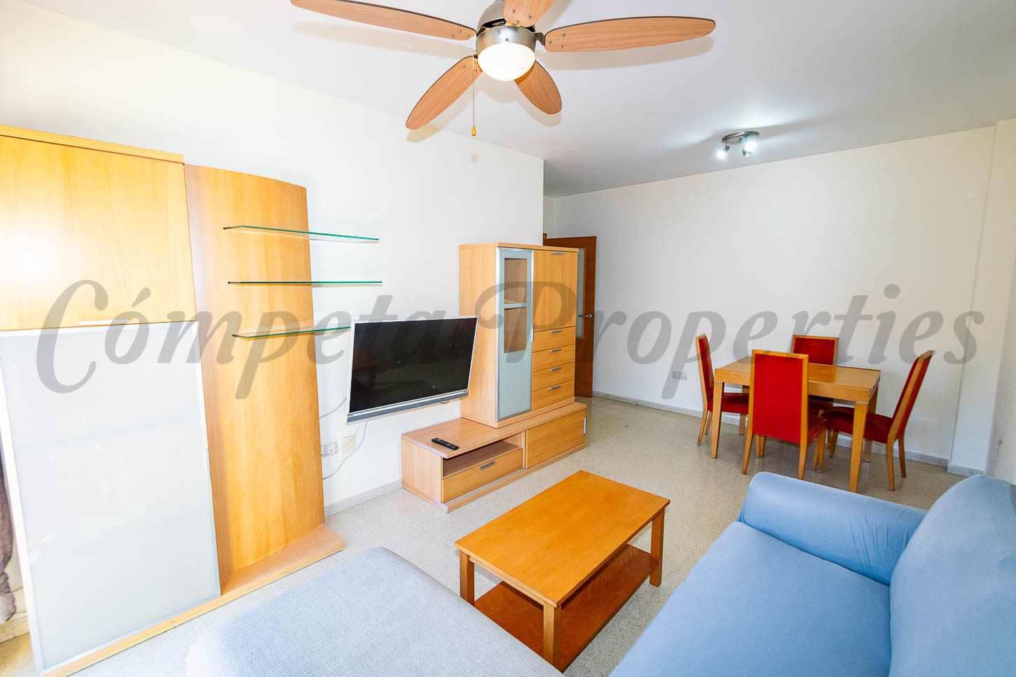 2 soveværelse Lejlighed til salg i Torrox med swimmingpool garage - € 235.000 (Ref: 9411295)