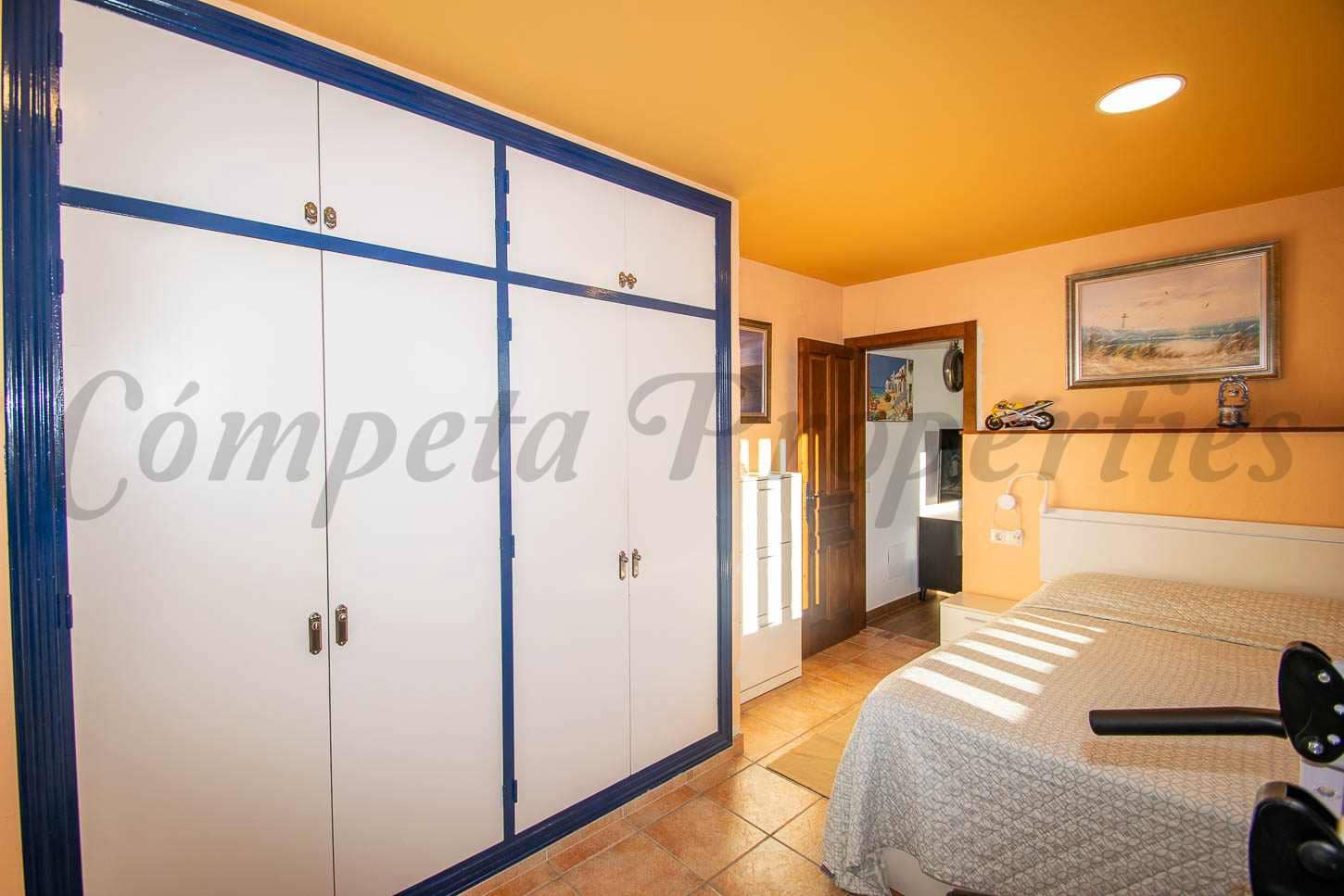 1 sovrum Finca/Hus på landet att hyra i Torrox med garage - 900 € (Ref: 9426467)