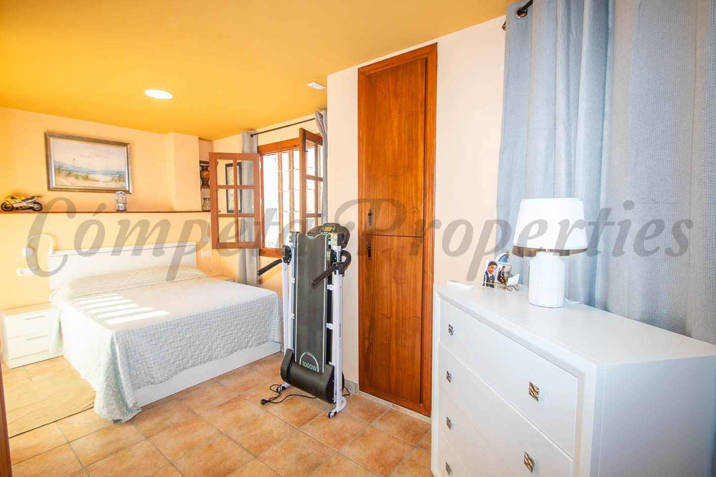 1 sovrum Finca/Hus på landet att hyra i Torrox med garage - 900 € (Ref: 9426467)