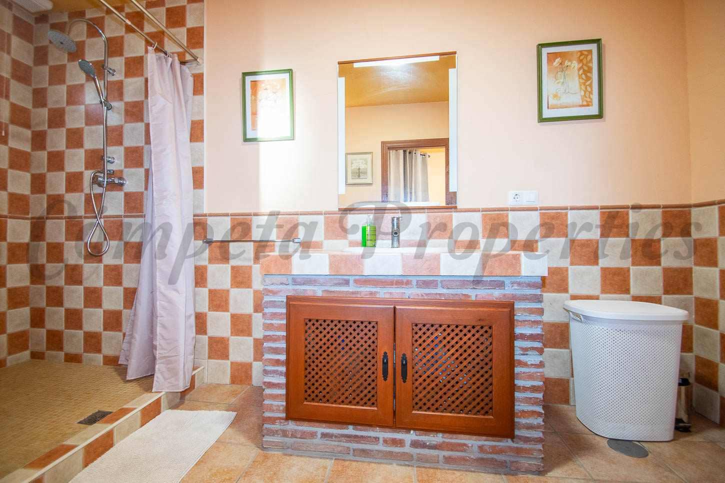 1 sovrum Finca/Hus på landet att hyra i Torrox med garage - 900 € (Ref: 9426467)