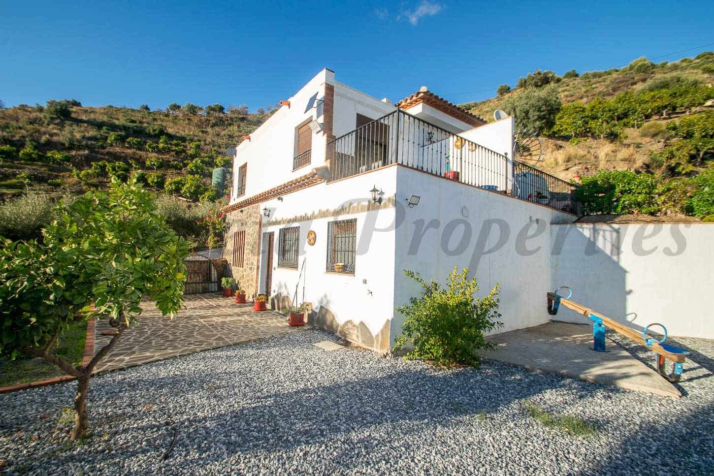 1 sovrum Finca/Hus på landet att hyra i Torrox med garage - 900 € (Ref: 9426467)