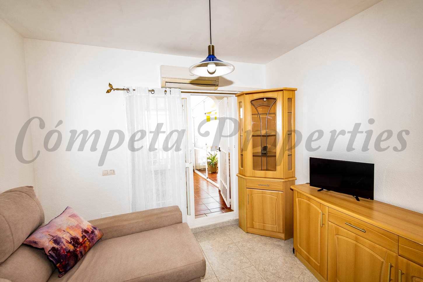 2 bedroom Apartment for sale in Torrox Park with pool - € 215,000 (Ref: 9432492)