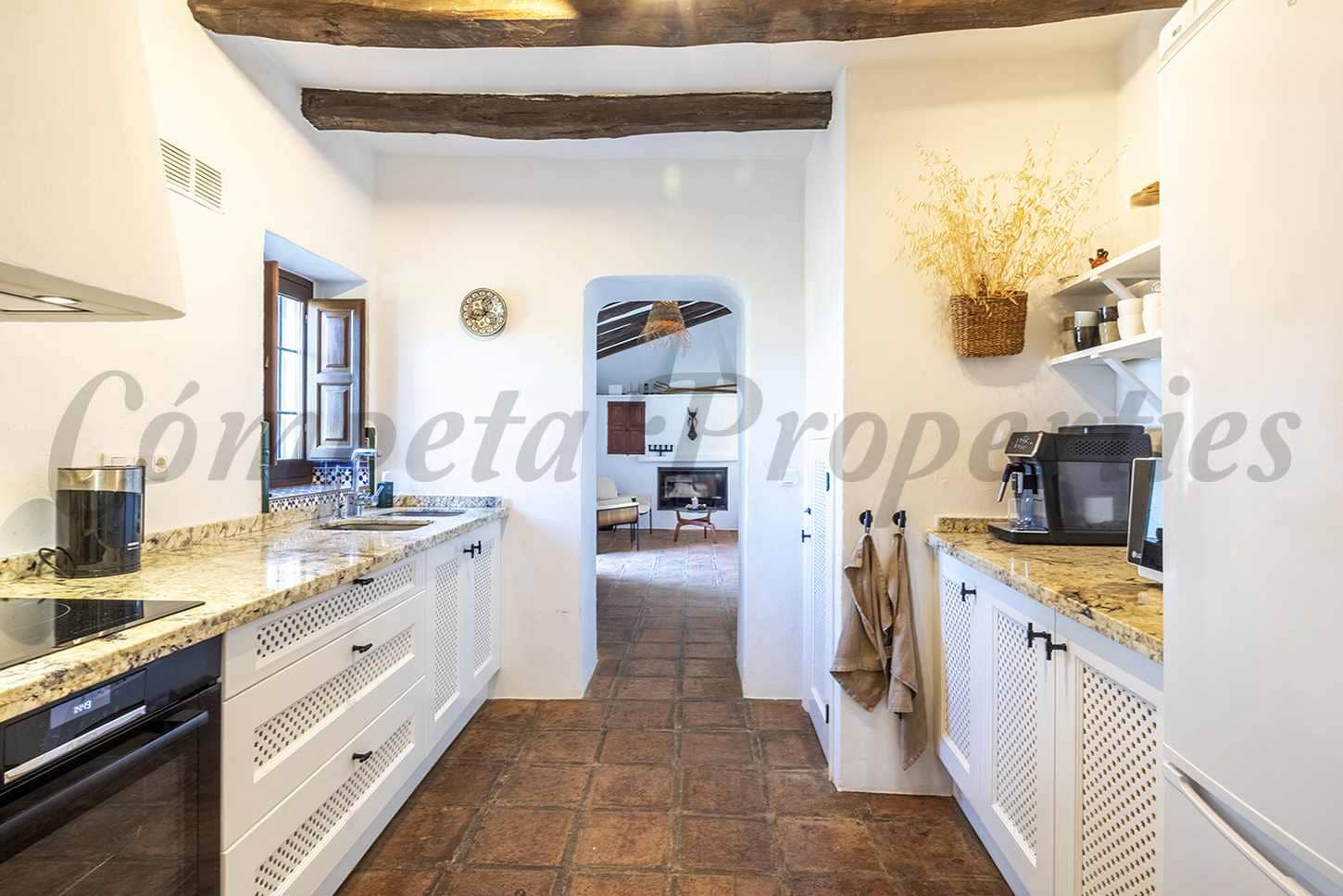 3 soveværelse Finca/Landehus til salg i Competa med swimmingpool - € 485.000 (Ref: 9432661)