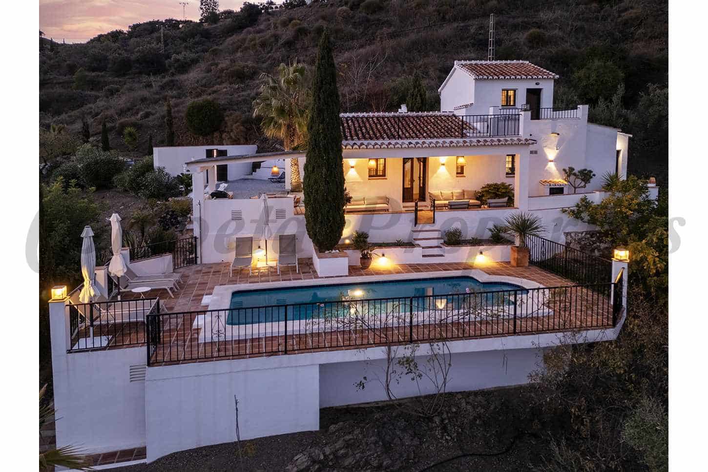 3 soveværelse Finca/Landehus til salg i Competa med swimmingpool - € 485.000 (Ref: 9432661)