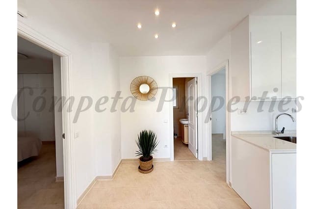 4 Zimmer Doppelhaus zu verkaufen in Torrox-Costa, Torrox mit Pool Garage - 450.000 € (Ref: 9443637)