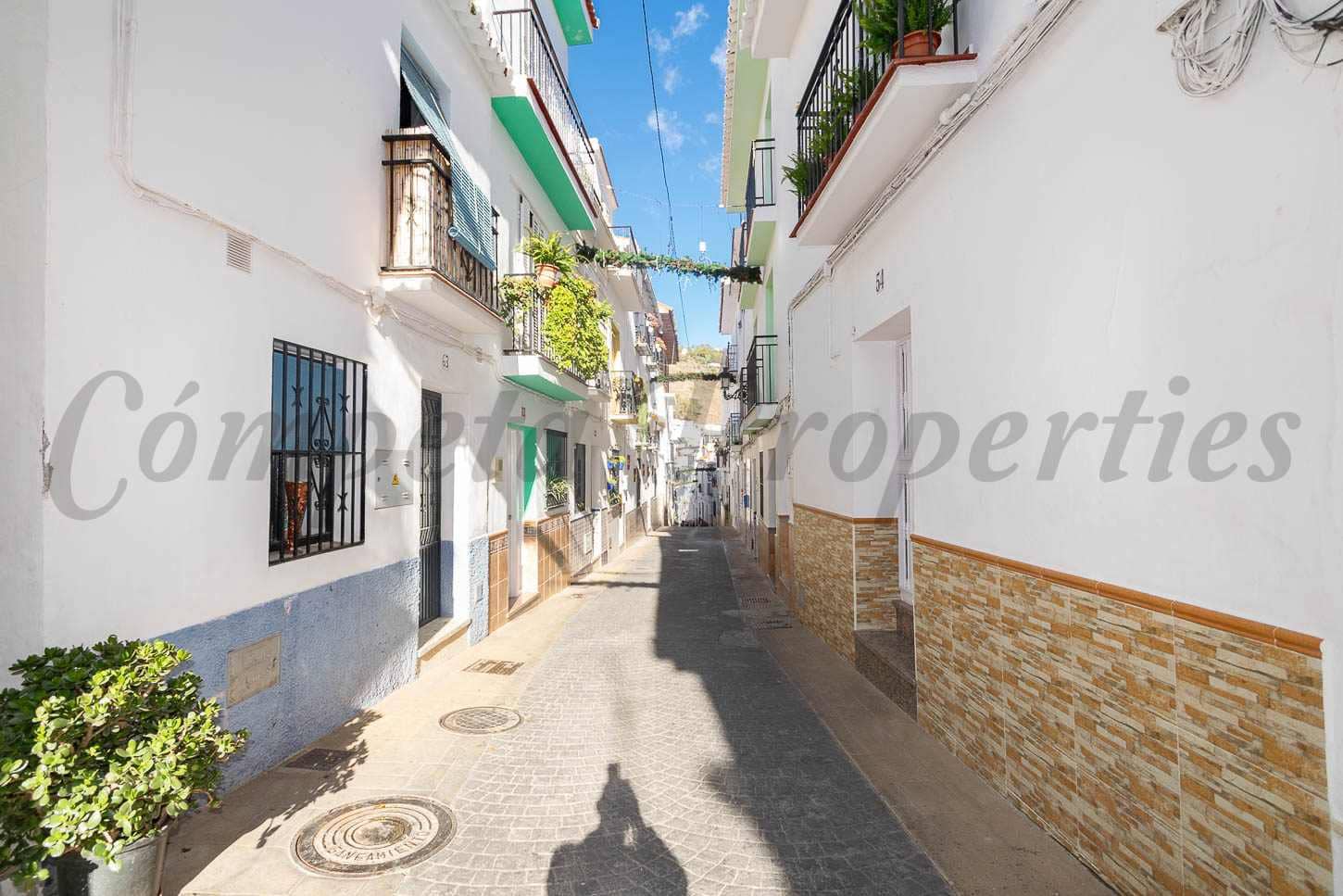 8 chambre Maison de Ville à vendre à Torrox - 299 000 € (Ref: 9447373)