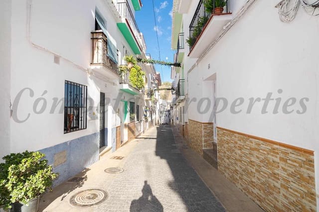 8 slaapkamer Huis te koop in Torrox - € 299.000 (Ref: 9447373)