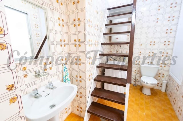 4 bedroom Townhouse for sale in Torrox - € 199,000 (Ref: 9450541)