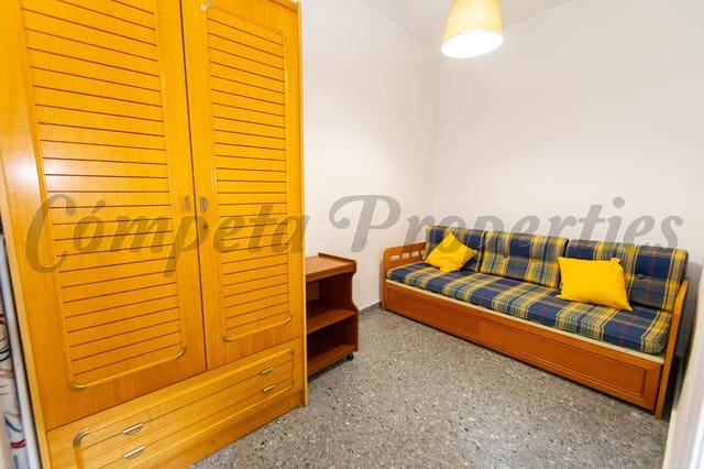 4 bedroom Townhouse for sale in Torrox - € 199,000 (Ref: 9450541)