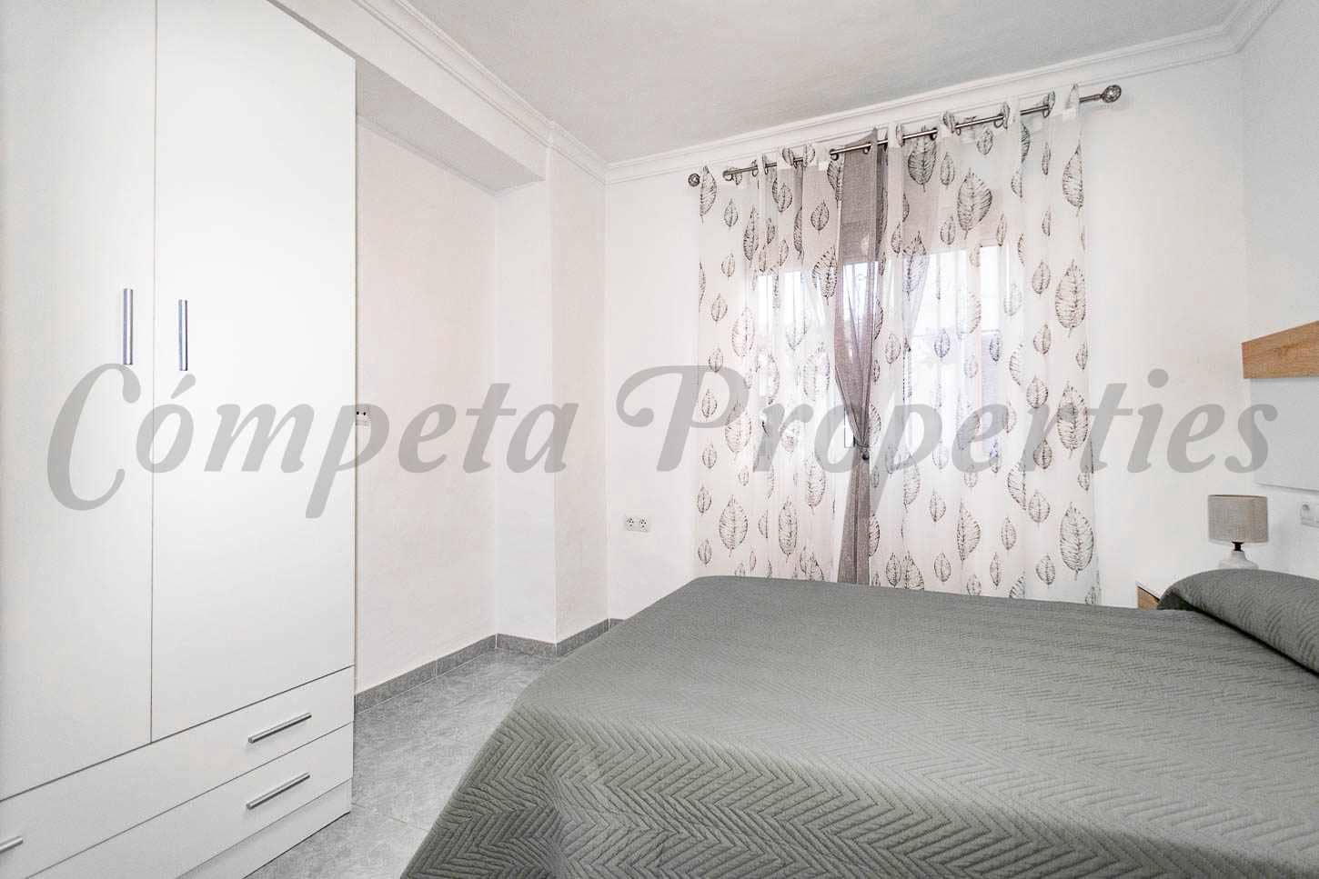 2 quarto Apartamento para arrendar em Torrox - 800 € (Ref: 9453547)