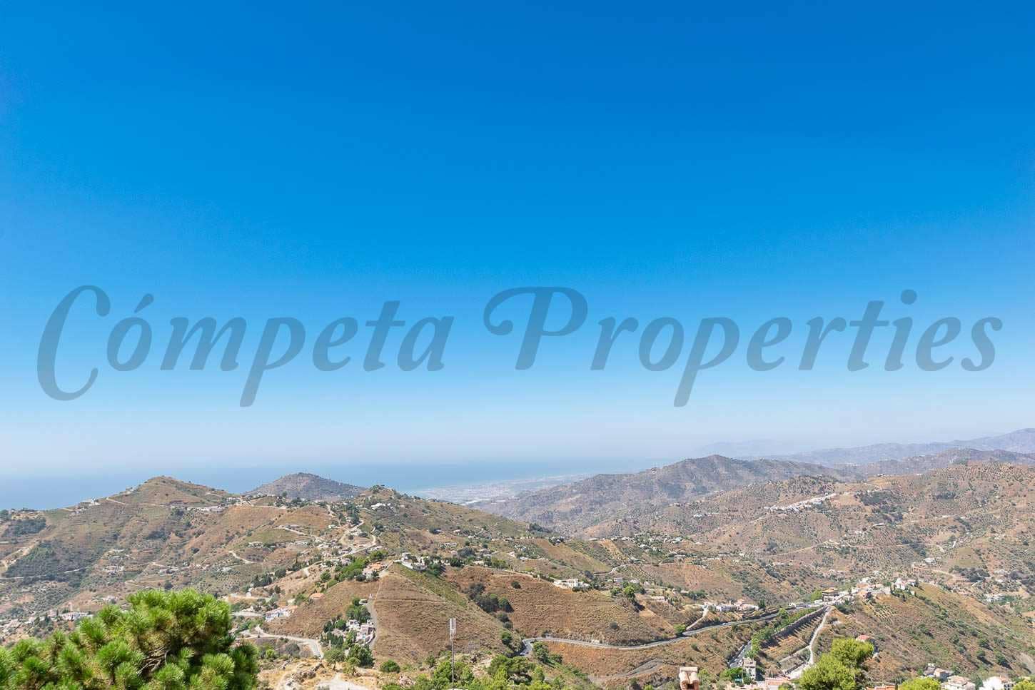 4 Zimmer Villa zu verkaufen in Competa - 449.000 € (Ref: 9456677)