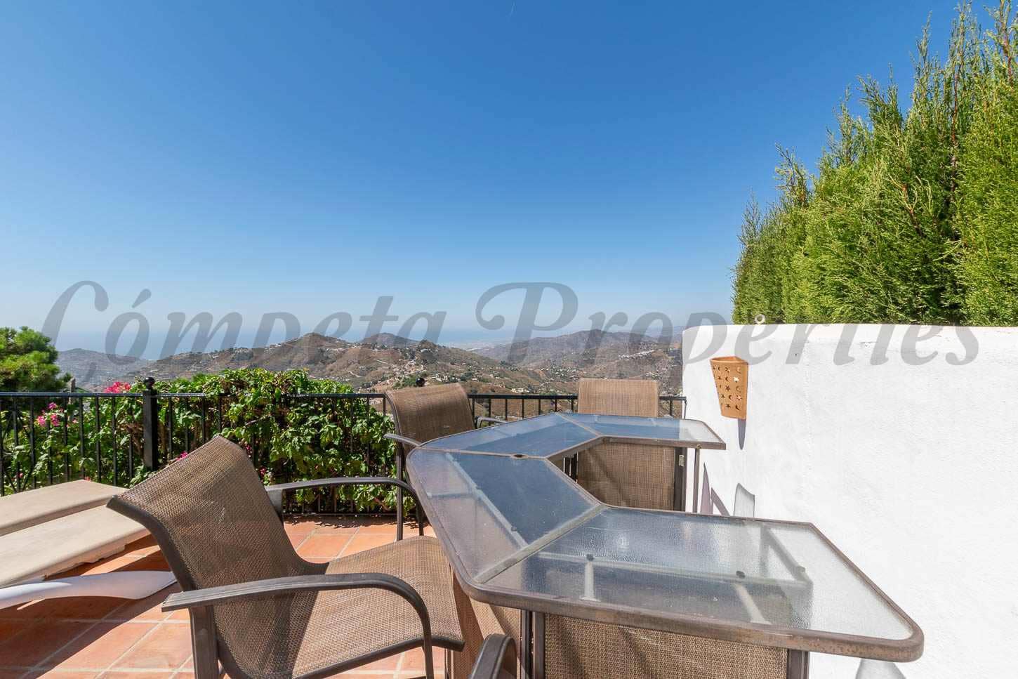 4 Zimmer Villa zu verkaufen in Competa - 449.000 € (Ref: 9456677)