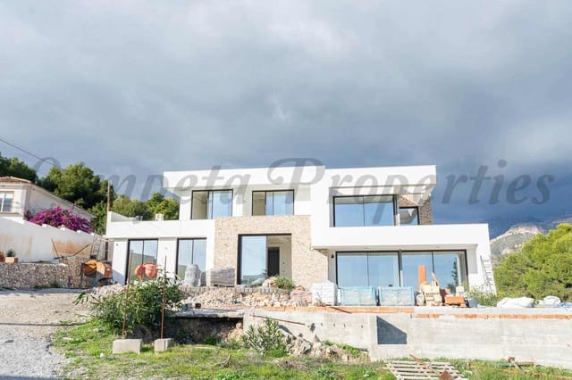 6 Zimmer Villa zu verkaufen in Frigiliana mit Pool Garage - 2.500.000 € (Ref: 9462753)