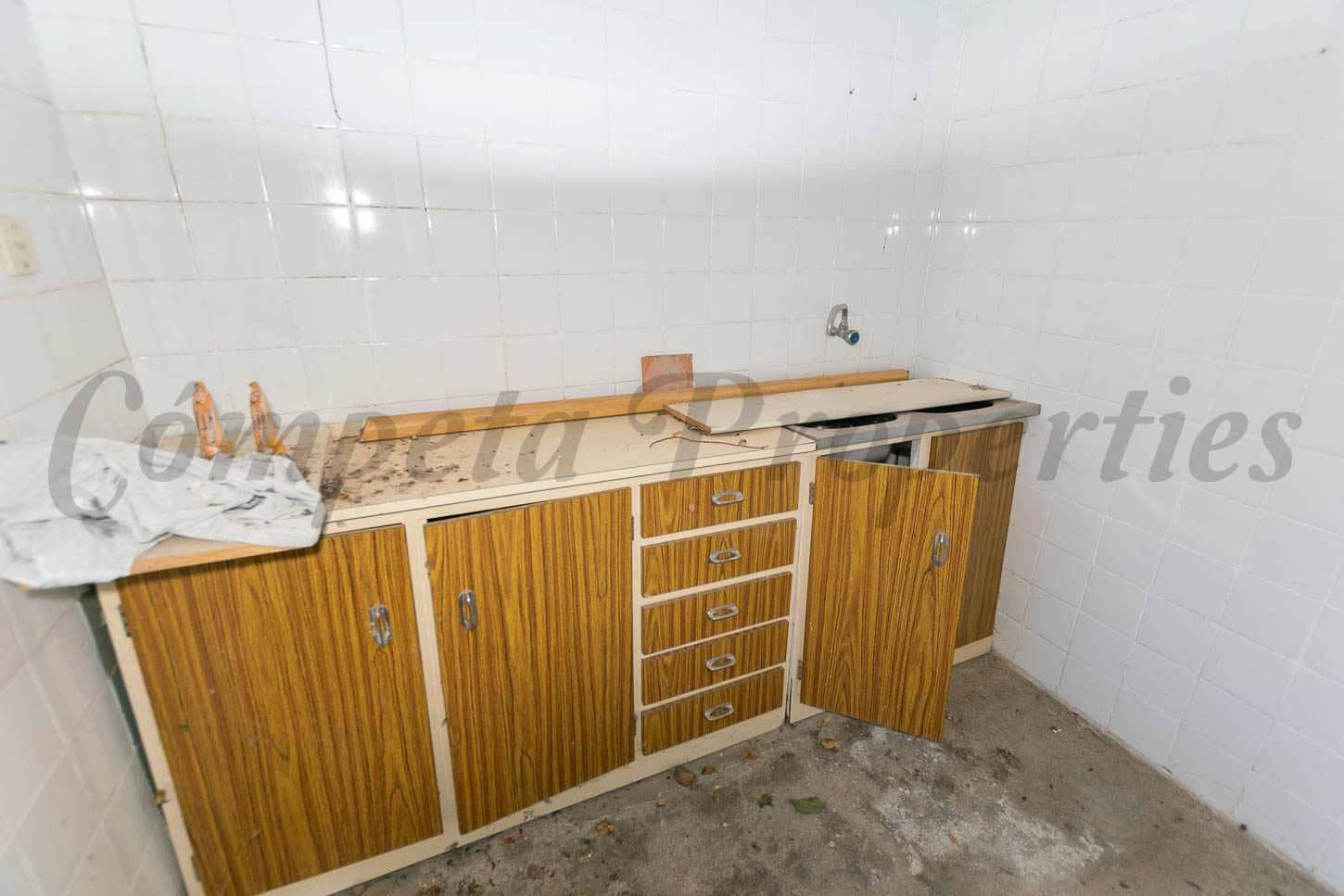 4 slaapkamer Huis te koop in Corumbela - € 115.000 (Ref: 9465860)