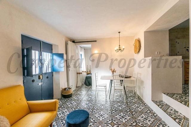 3 sovrum Hus till salu i Corumbela, Sayalonga - 130 000 € (Ref: 9468702)