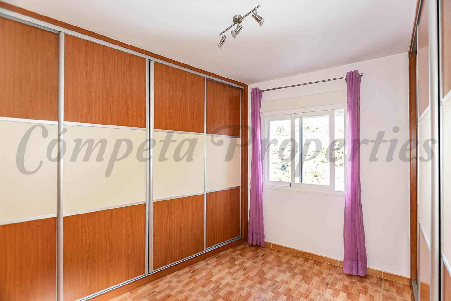 3 slaapkamer Huis te huur in Algarrobo - € 950 (Ref: 9468996)