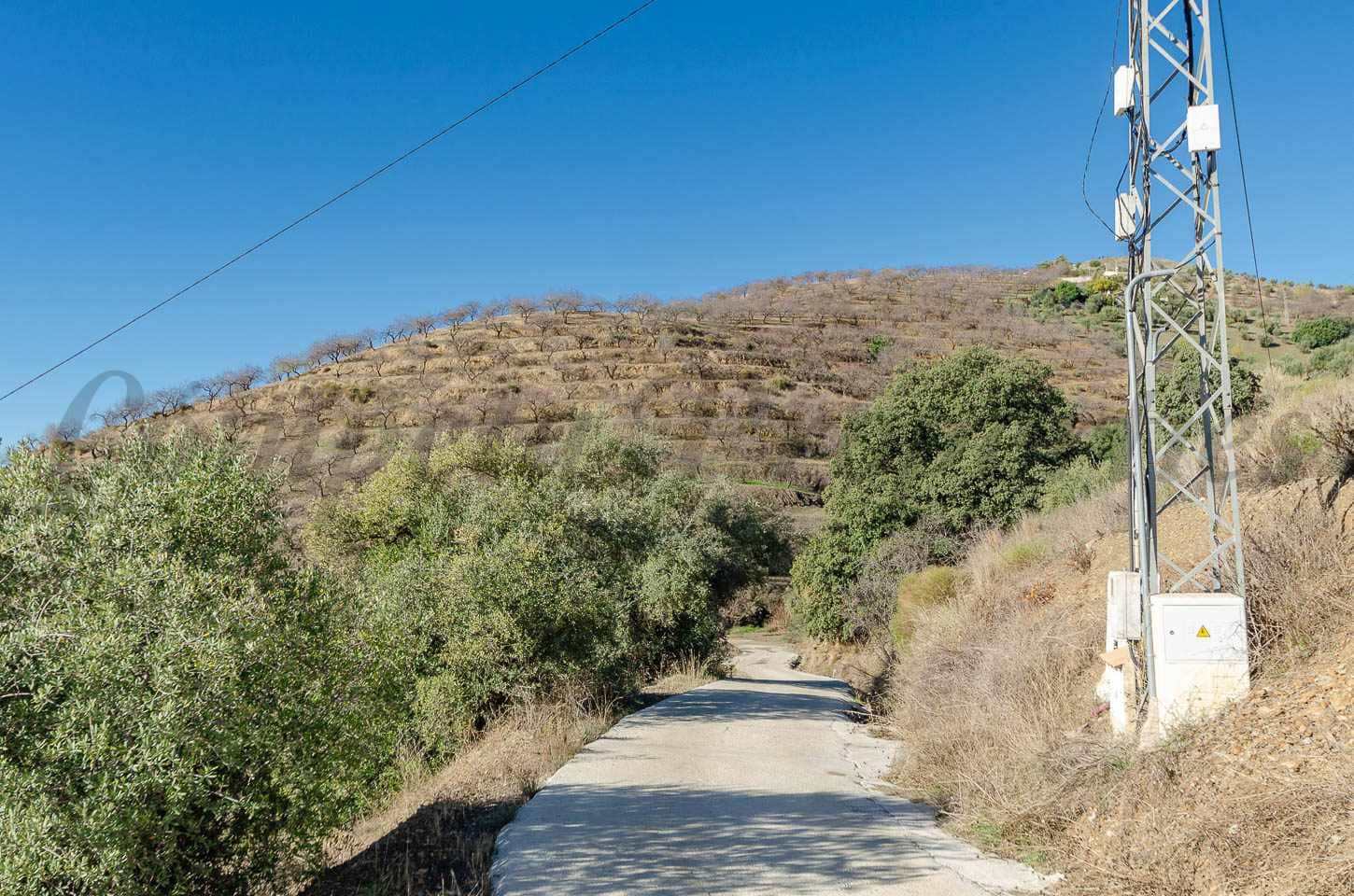 Finka/Dom wiejski na sprzedaż w Sedella - 395 000 € (Ref: 9470023)