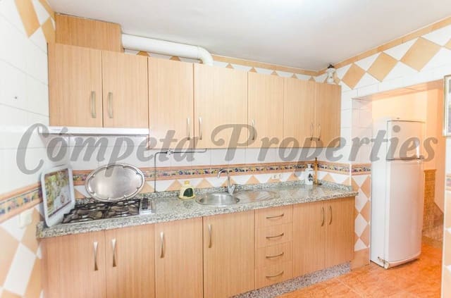 3 sypialnia Dom na sprzedaż w Cómpeta - 180 000 € (Ref: 9471333)