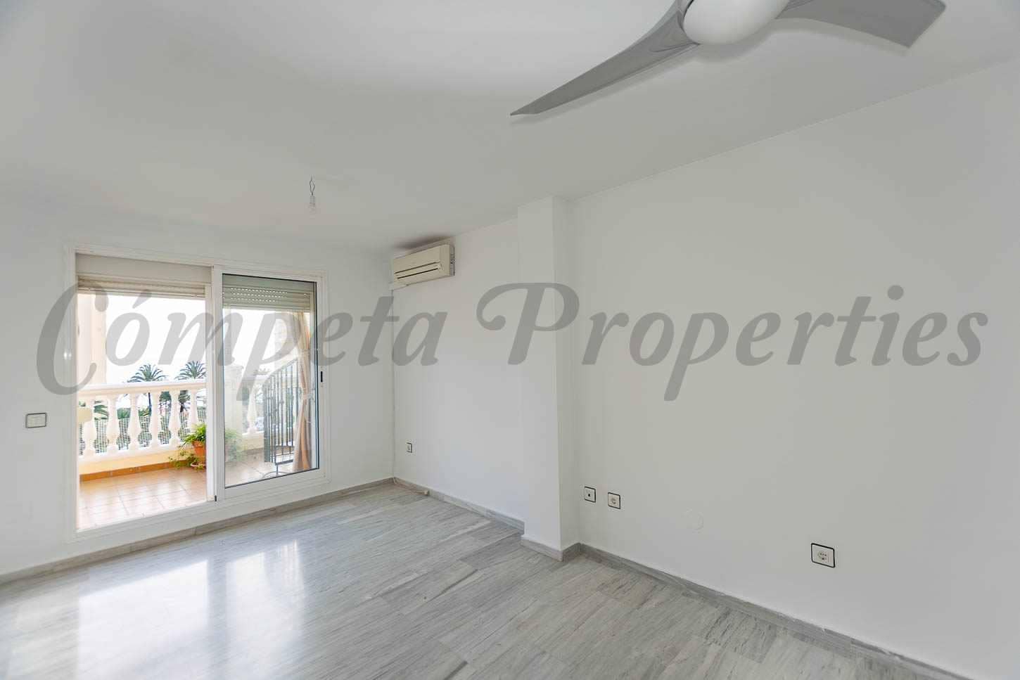 2 bedroom Apartment for sale in Algarrobo Costa - € 470,000 (Ref: 9471706)