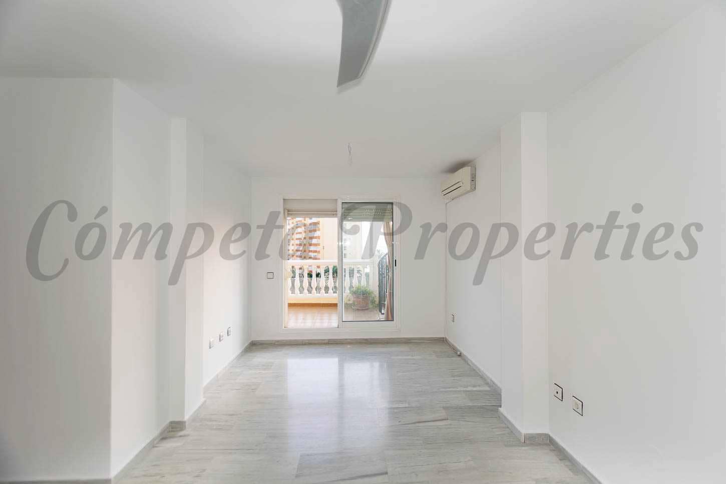 2 bedroom Apartment for sale in Algarrobo Costa - € 470,000 (Ref: 9471706)