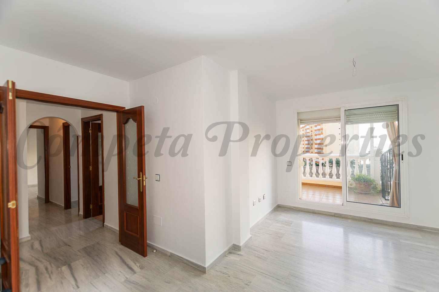 2 bedroom Apartment for sale in Algarrobo Costa - € 470,000 (Ref: 9471706)