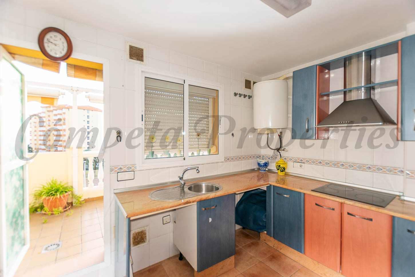 2 bedroom Apartment for sale in Algarrobo Costa - € 470,000 (Ref: 9471706)