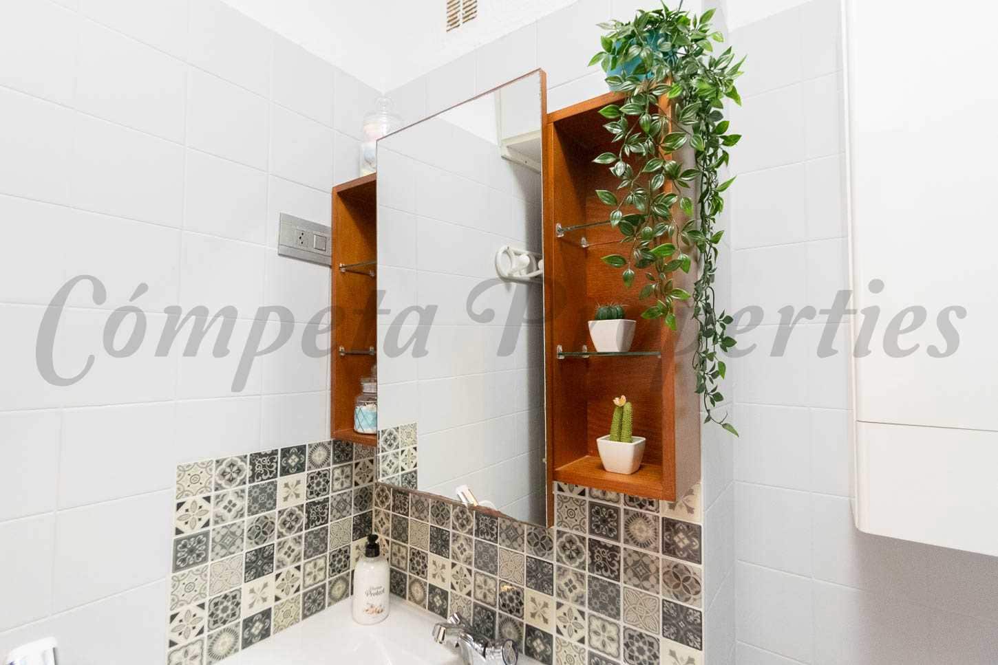 Appartement de 2 chambres à louer à Torrox-Costa avec piscine - 660 € (Ref: 9473451)