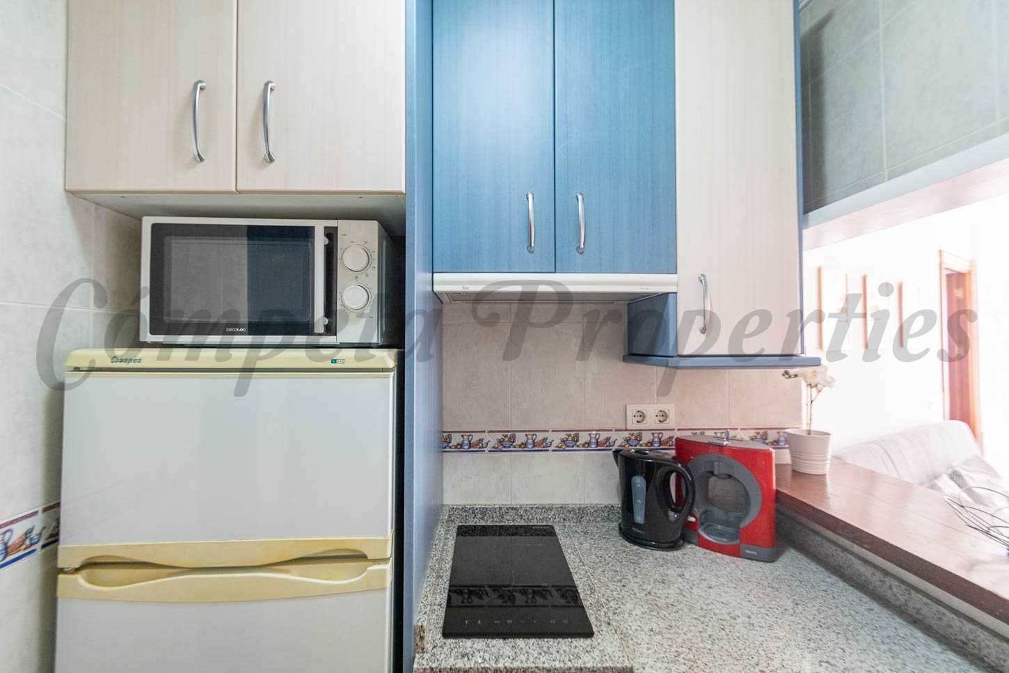 Appartement de 2 chambres à louer à Torrox-Costa avec piscine - 660 € (Ref: 9473451)