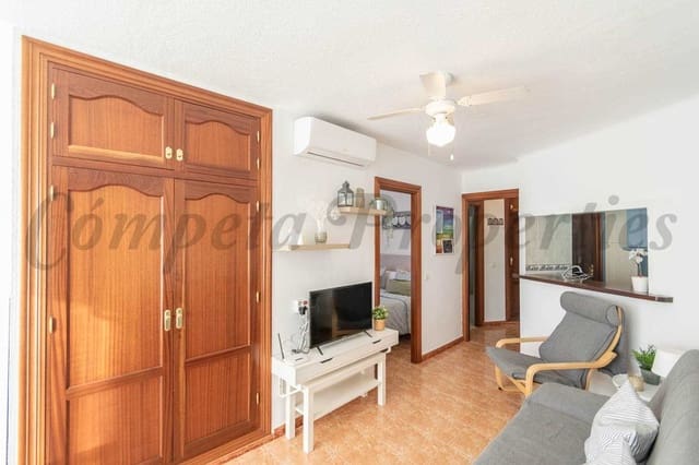 Appartement de 2 chambres à louer à Torrox-Costa, Torrox avec piscine - 660 € (Ref: 9473451)