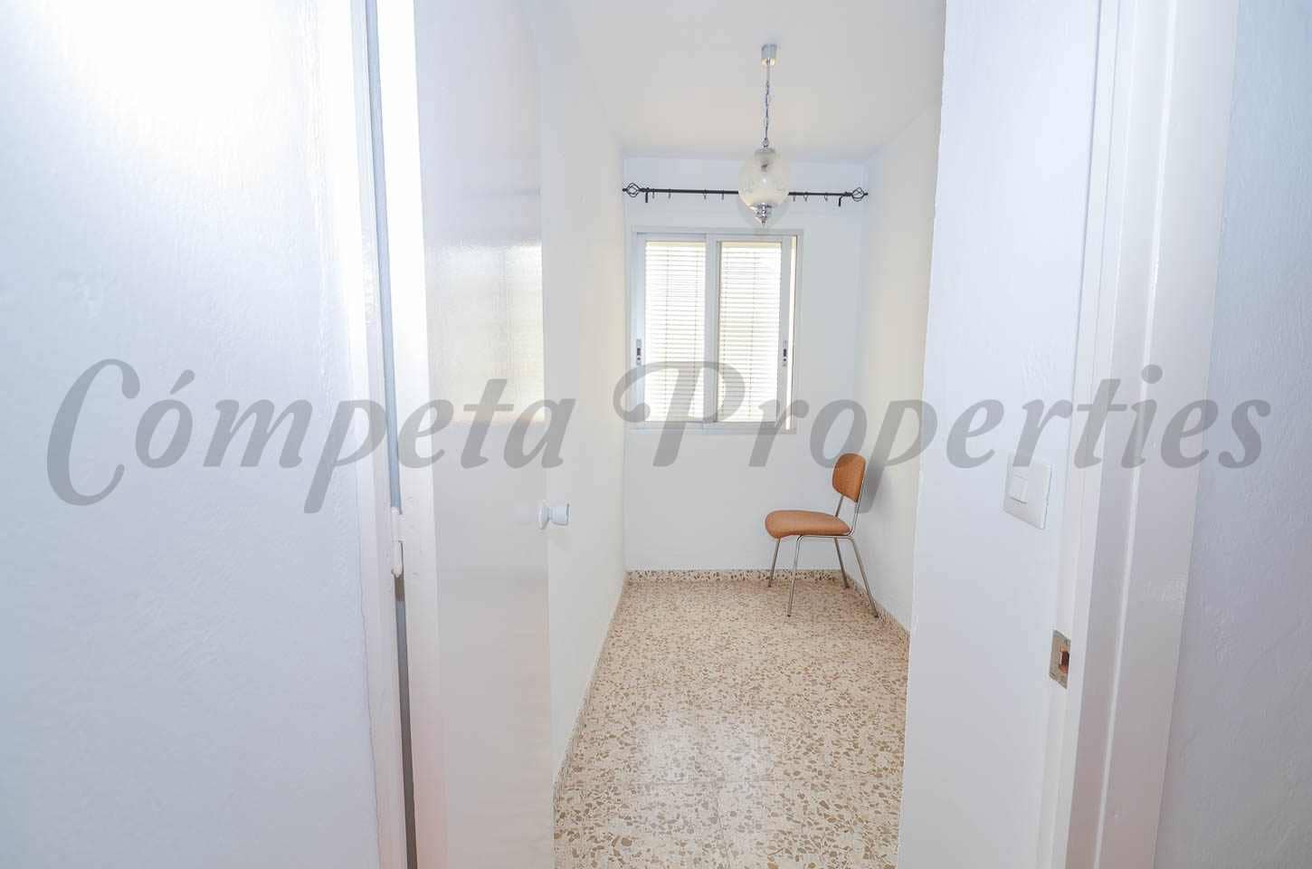 4 bedroom Townhouse for sale in Competa - € 120,000 (Ref: 9474365)