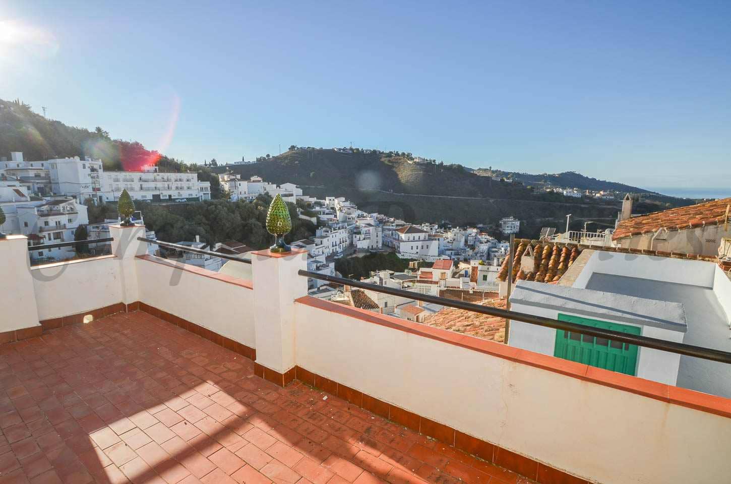 4 bedroom Townhouse for sale in Competa - € 120,000 (Ref: 9474365)