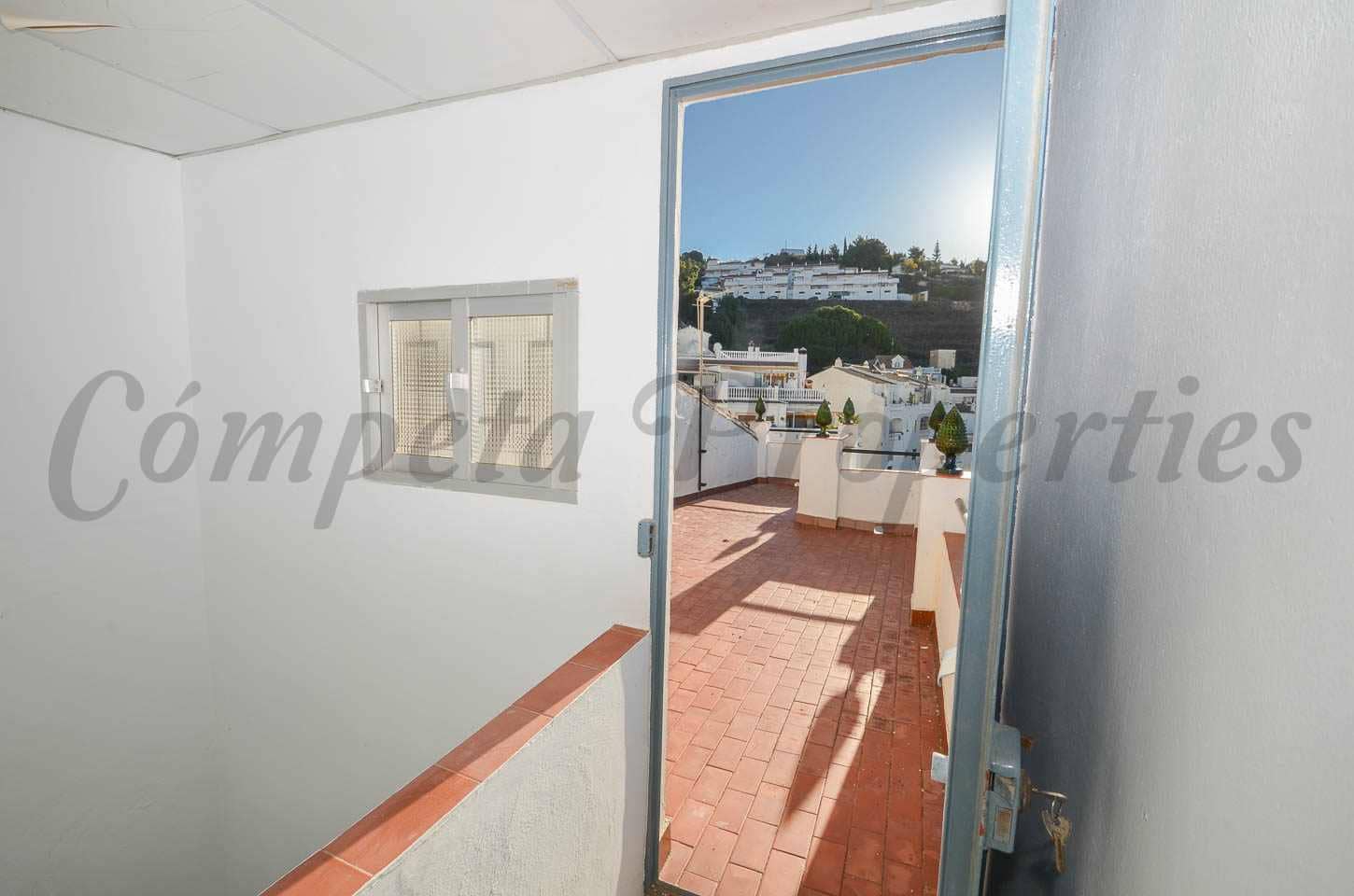 4 bedroom Townhouse for sale in Competa - € 120,000 (Ref: 9474365)