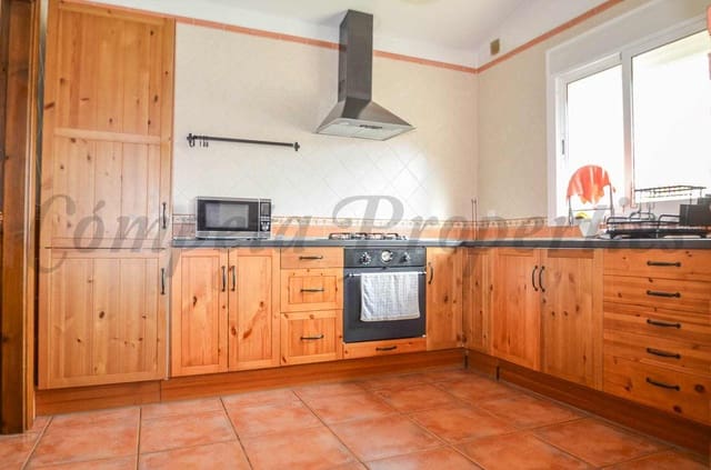 2 slaapkamer Villa te huur in Archez - € 1.125 (Ref: 9474449)