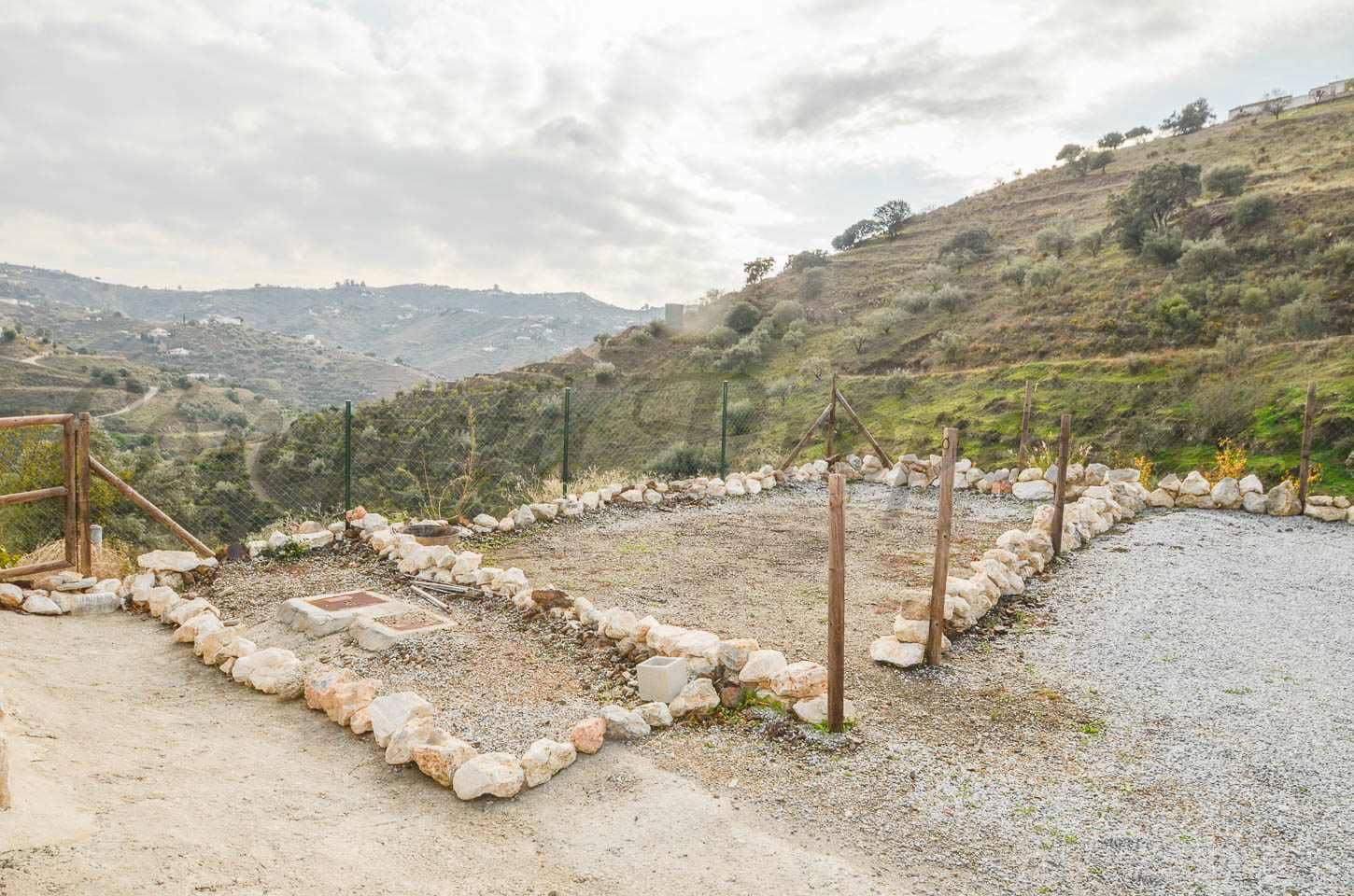 2 Zimmer Villa zu vermieten in Archez - 1.125 € (Ref: 9474449)