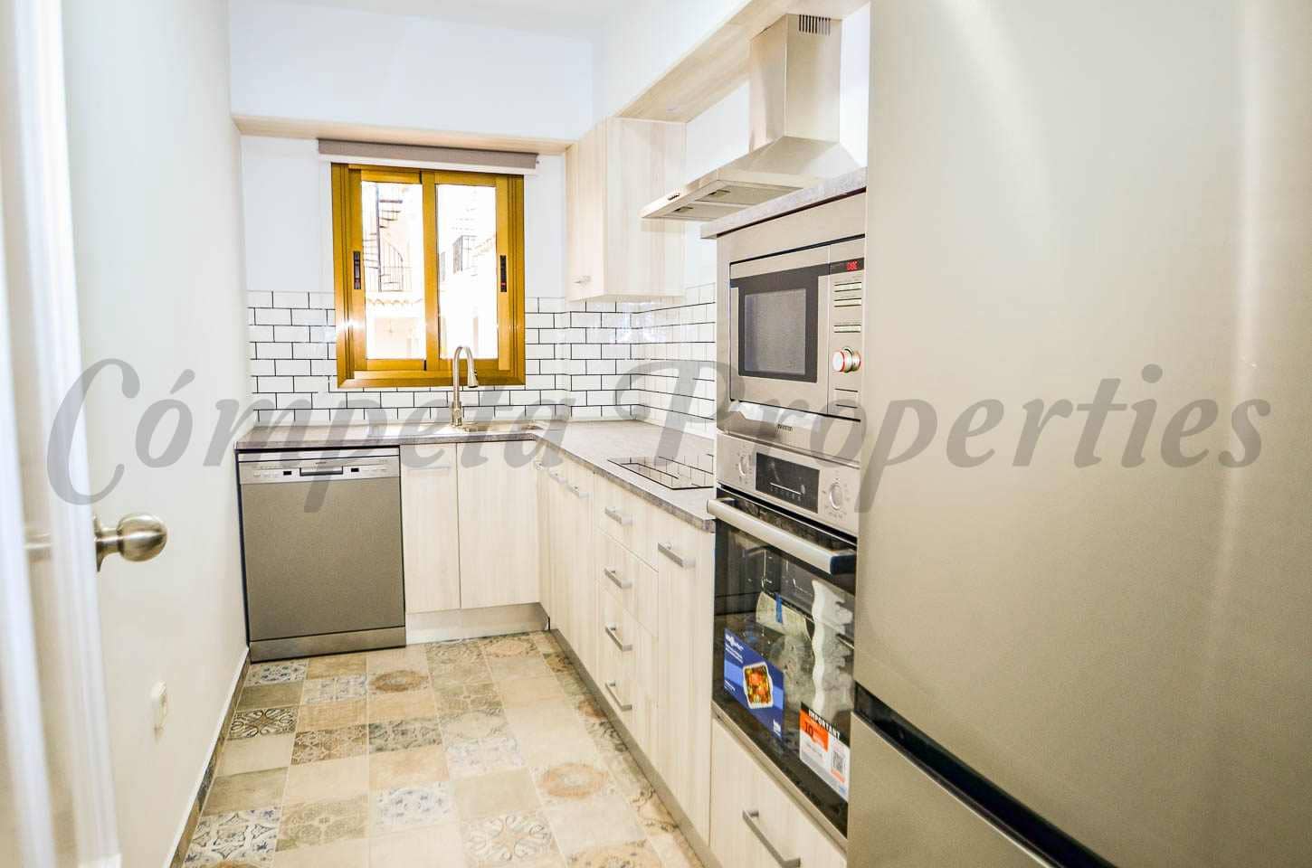 2 bedroom Apartment for rent in Competa - € 875 (Ref: 9475567)