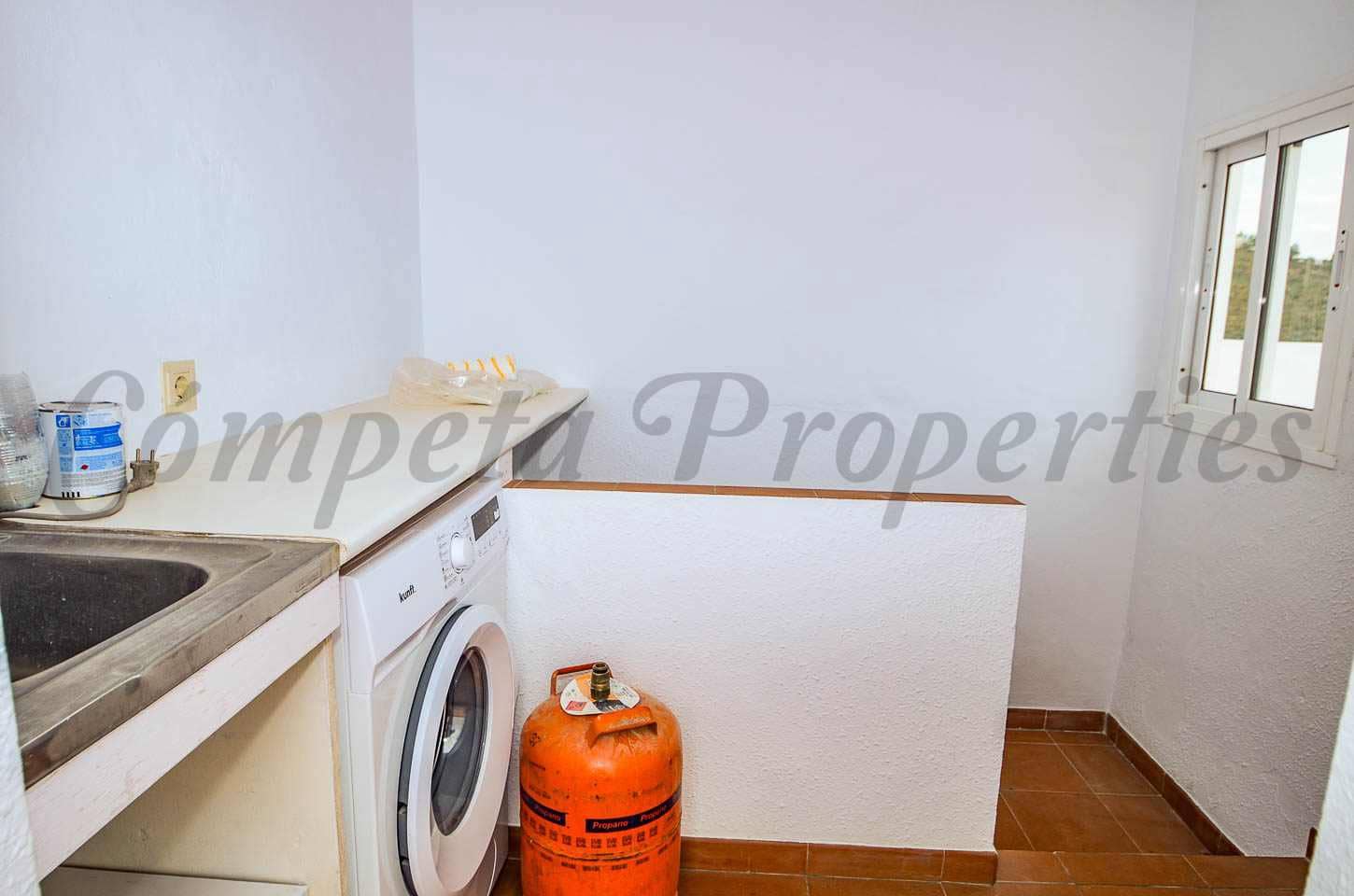 2 bedroom Apartment for rent in Competa - € 875 (Ref: 9475567)