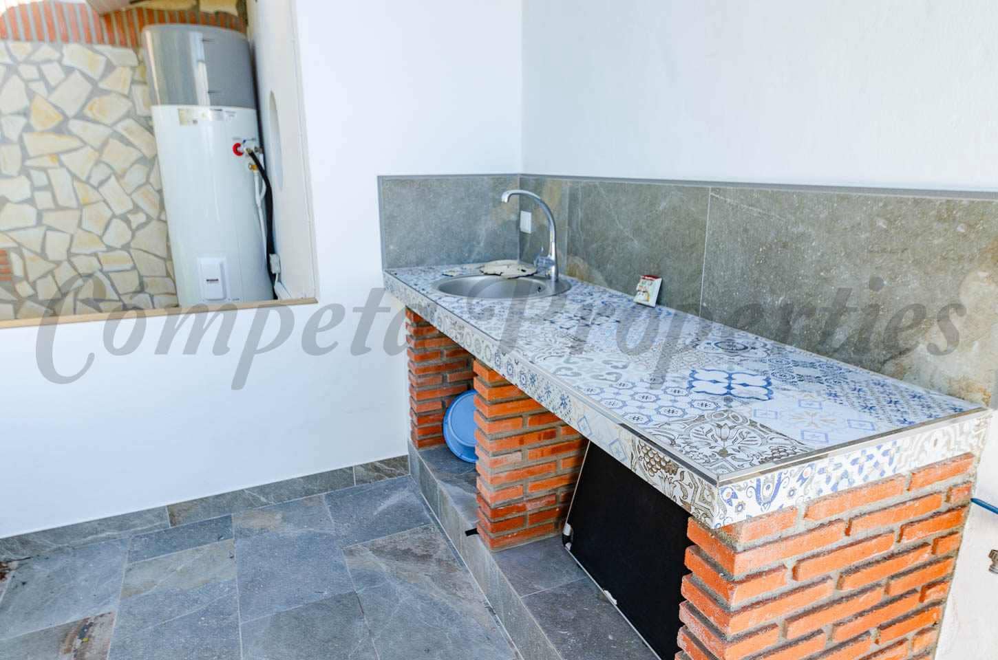 2 bedroom Townhouse for rent in Competa - € 1,050 (Ref: 9481394)