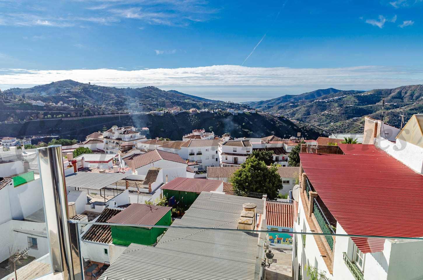 2 bedroom Townhouse for rent in Competa - € 1,050 (Ref: 9481394)