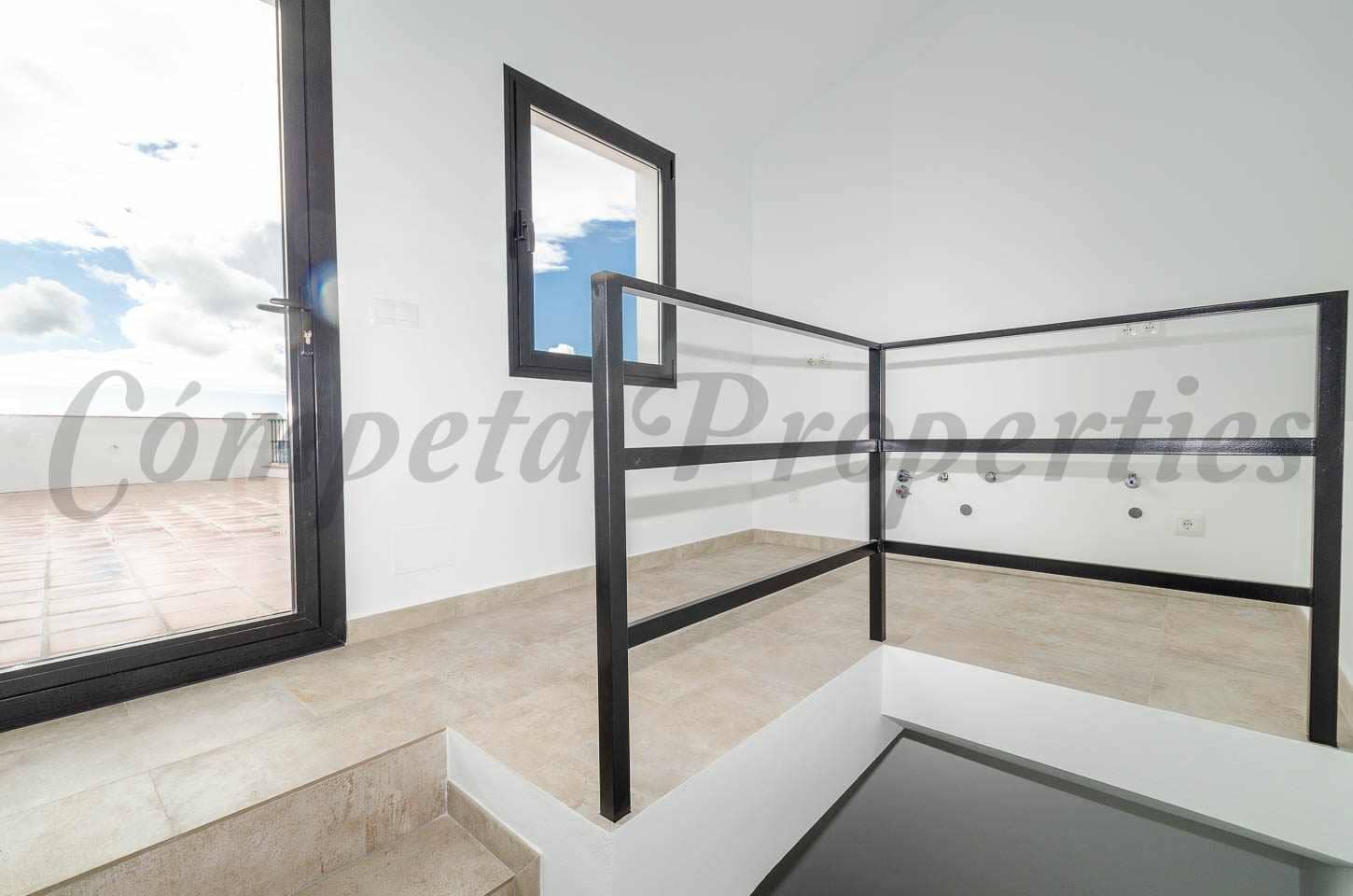 2 bedroom Townhouse for sale in Sedella - € 209,000 (Ref: 9482208)