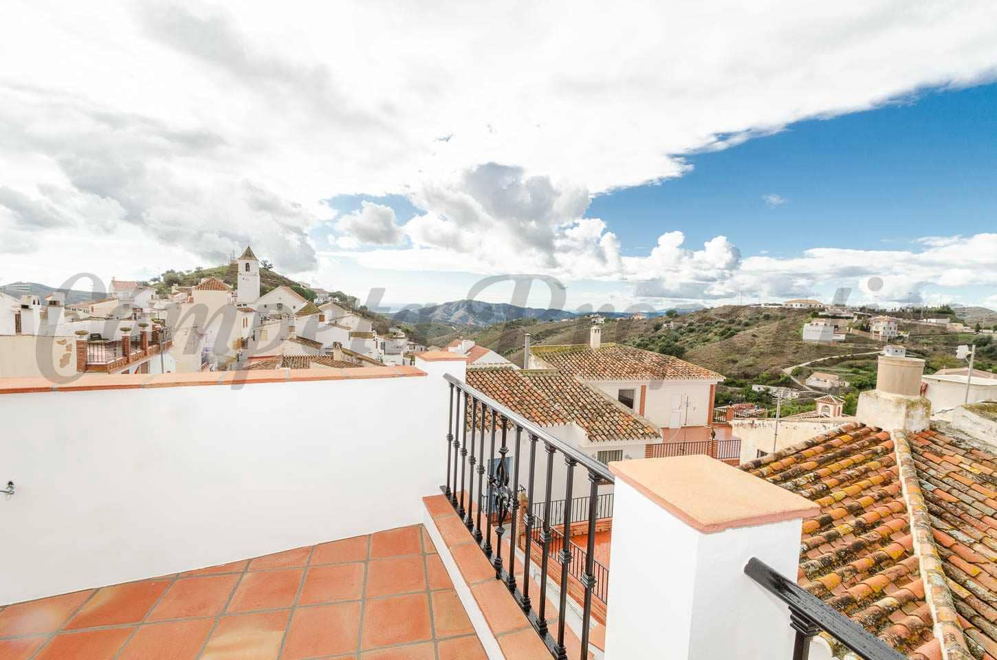 2 bedroom Townhouse for sale in Sedella - € 209,000 (Ref: 9482208)