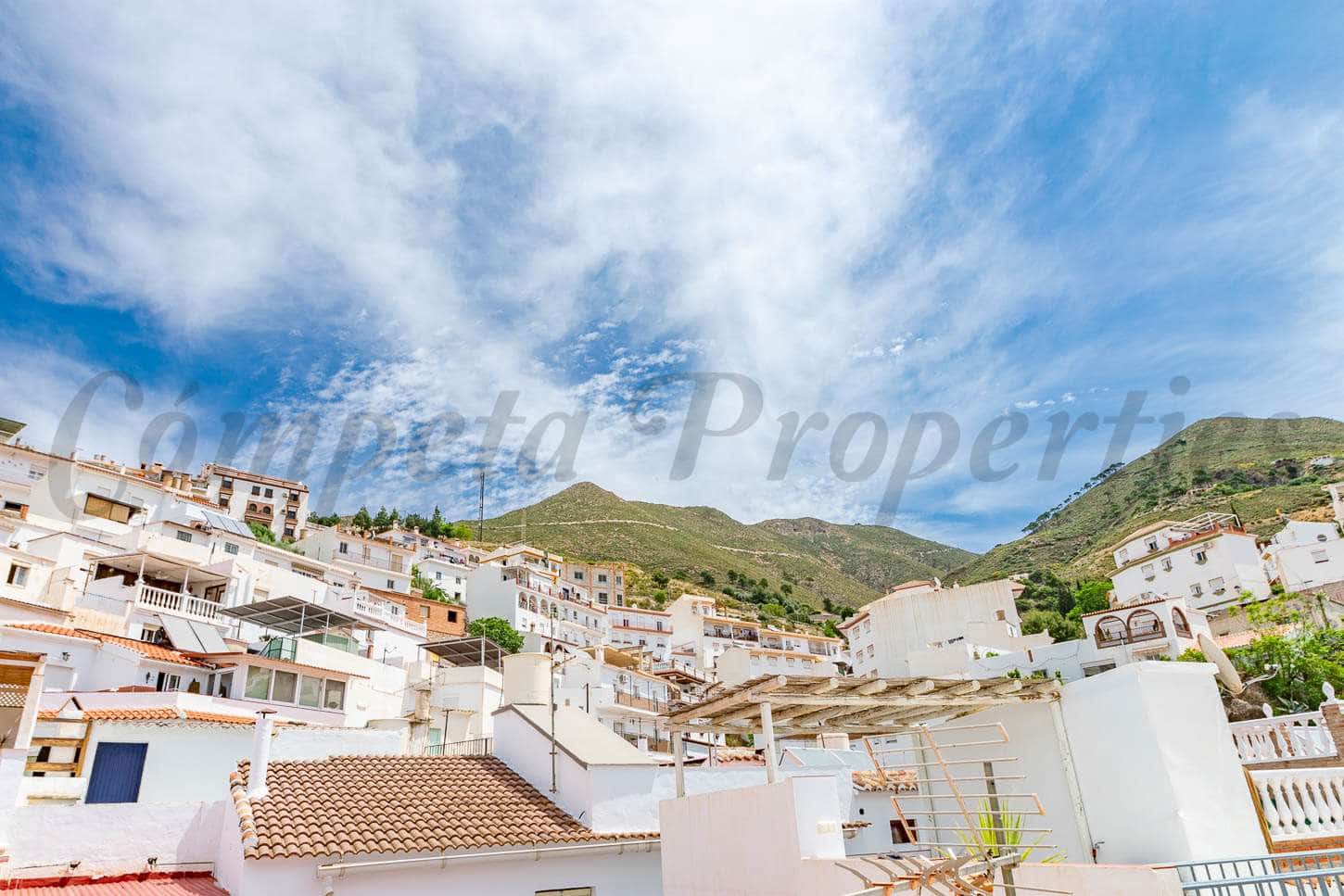 Casa de 6 habitaciones en Cómpeta en alquiler - 1.250 € (Ref: 9490061)