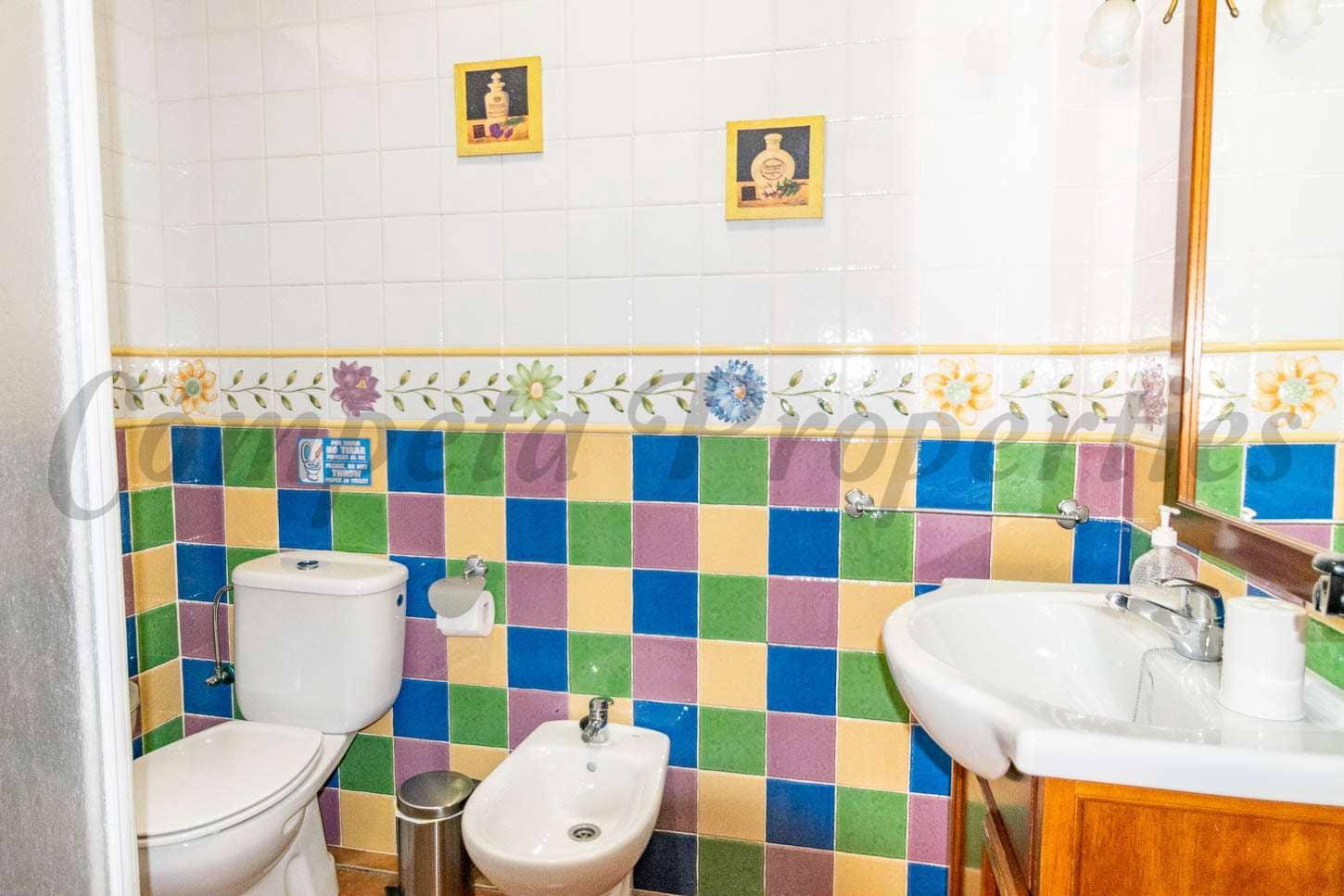 3 bedroom Finca/Country House for rent in Torrox with pool garage - € 1,350 (Ref: 9490063)