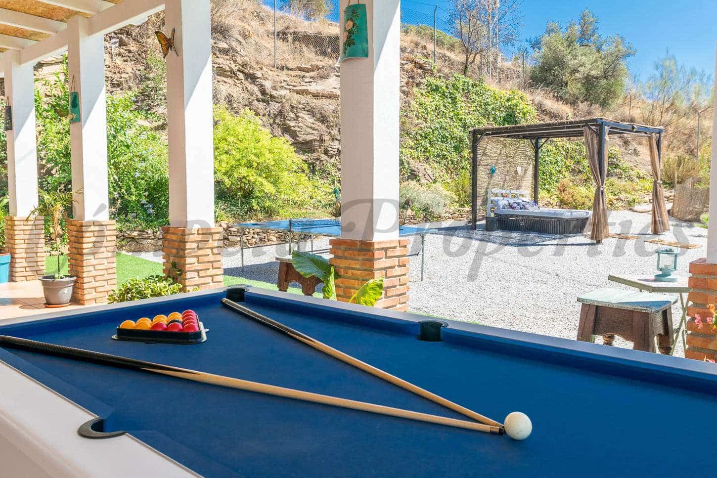 3 bedroom Finca/Country House for rent in Torrox with pool garage - € 1,350 (Ref: 9490063)