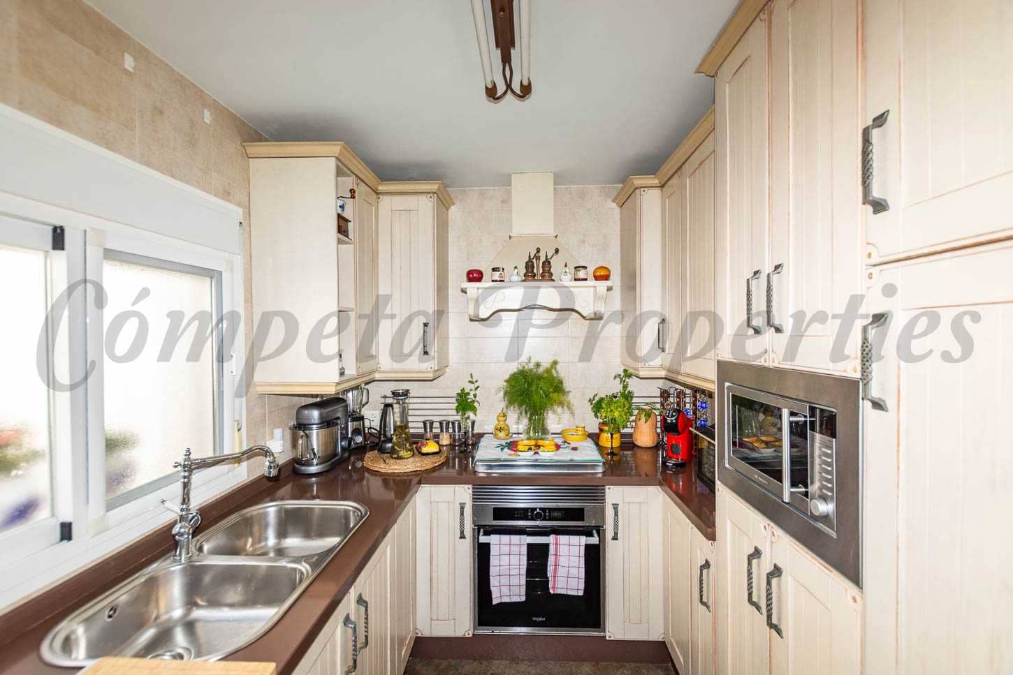 3 bedroom Townhouse for sale in Nerja - € 345,000 (Ref: 9493881)