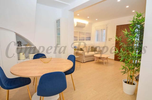 3 sypialnia Dom do wynajęcia w Sayalonga - 1 000 € (Ref: 9500593)